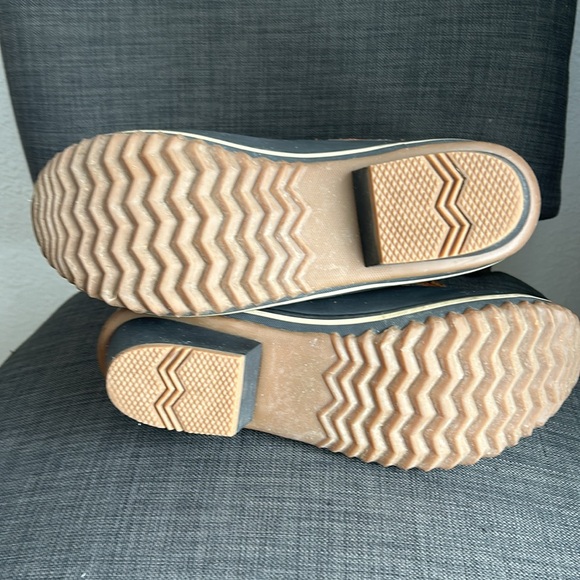 Winter Fancy Lace II in Elk/Grizzly Bear Size 10 - Picture 6 of 8